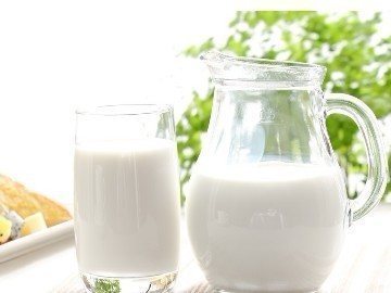 这样喝牛奶如同服毒 你中招了吗