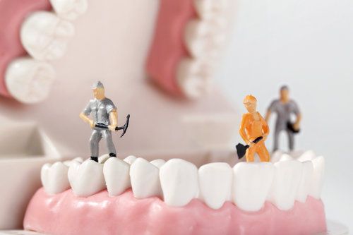 儿童口腔护理：儿童做牙齿矫正是不是越早越