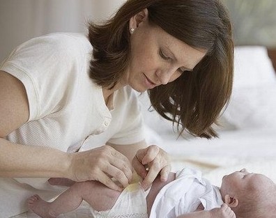 新生儿护理 新生宝宝肚脐发炎怎么护理？