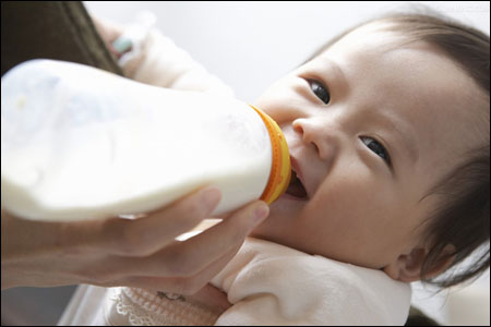 如何给宝宝选择优质奶粉