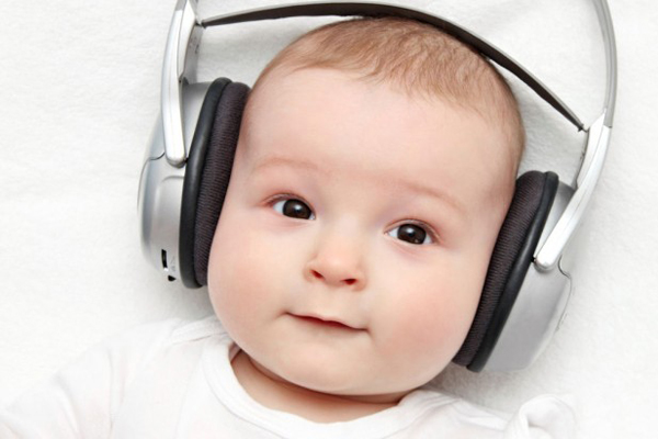 多给早产儿听听音乐 可明显改善呼吸、心率