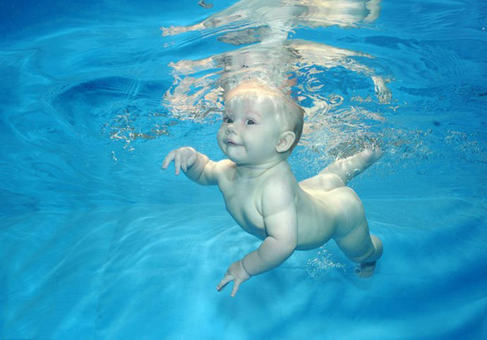 婴幼儿游泳 防鼻窦炎中耳炎夹攻