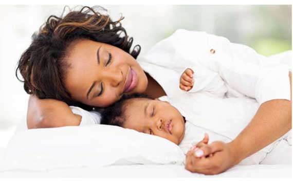 宝宝生病早知道 睡相辨别宝宝的健康状况