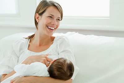 成功母乳喂养需“抢时间”