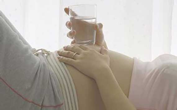 孕期喝水不当可引起贫血