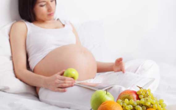 准妈妈孕早期应该怎么吃