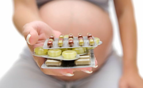 准妈妈孕期需谨慎使用的3类药物