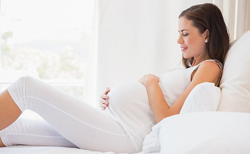 怀孕晚期的准妈妈应该怎样护理？